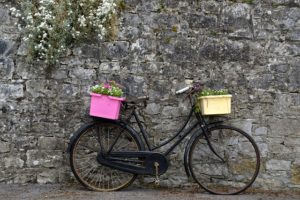 Zum Hollandrad E-Bike gehört der Gepäckträger